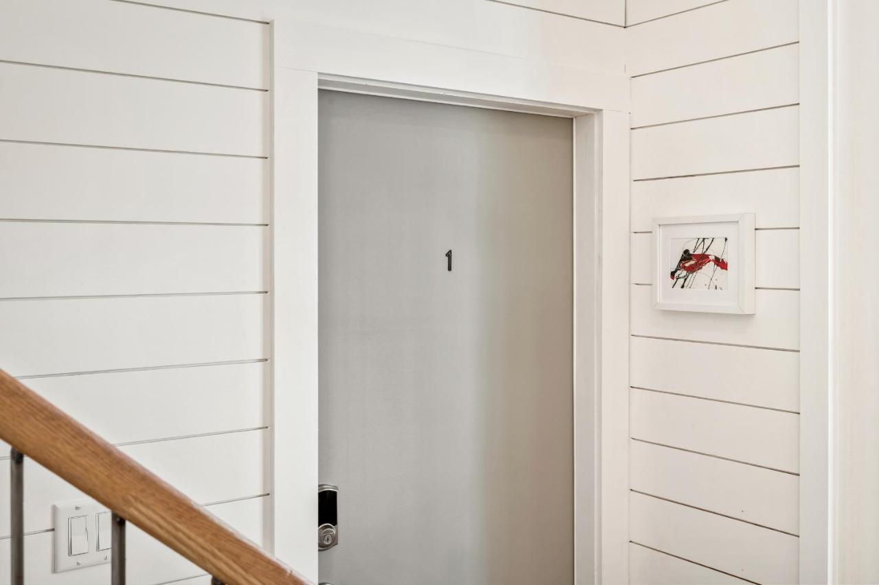 Boutique Room Steps From Downtown Mall Rose Jean Room 1 Charlottesville Exterior foto